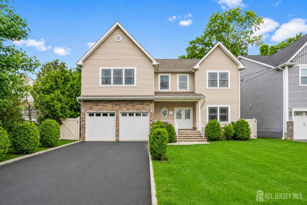 628 New Dover Road, Colonia