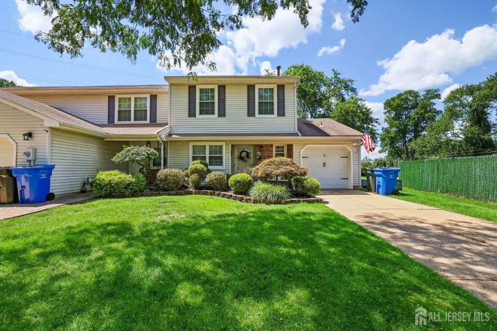 79 Staghorn Drive, Old Bridge
