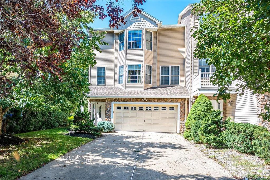 18 Lincoln Avenue, Highland Park