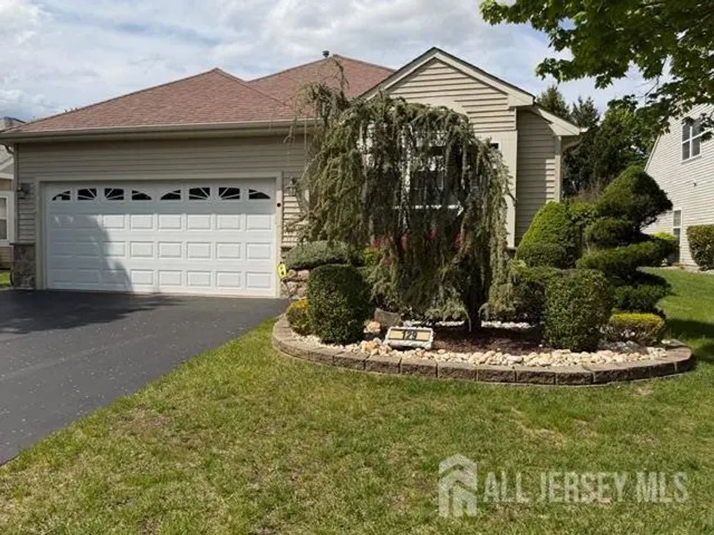 129 Valencia Drive, Monroe