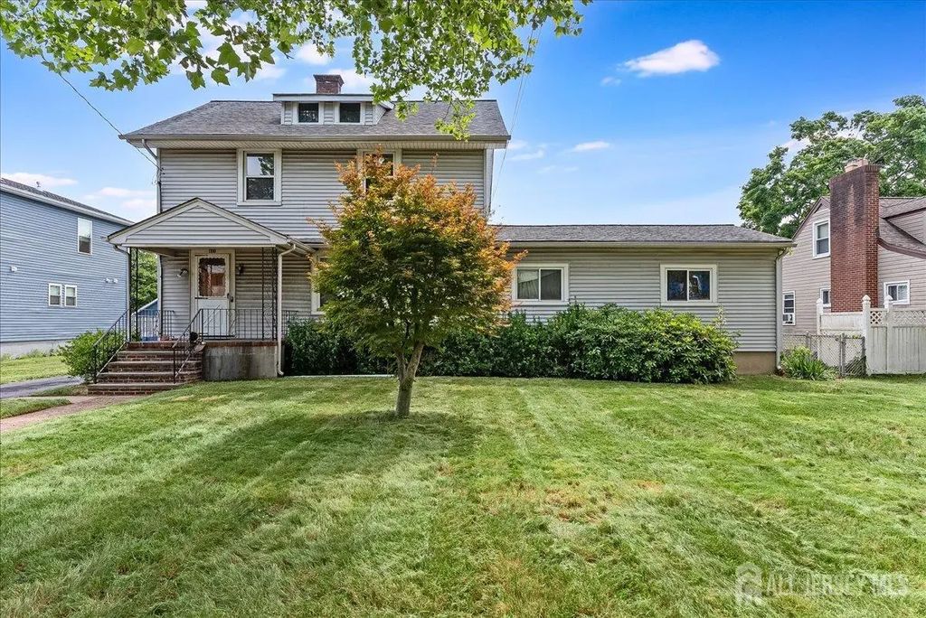 425 N New Market Road, Piscataway