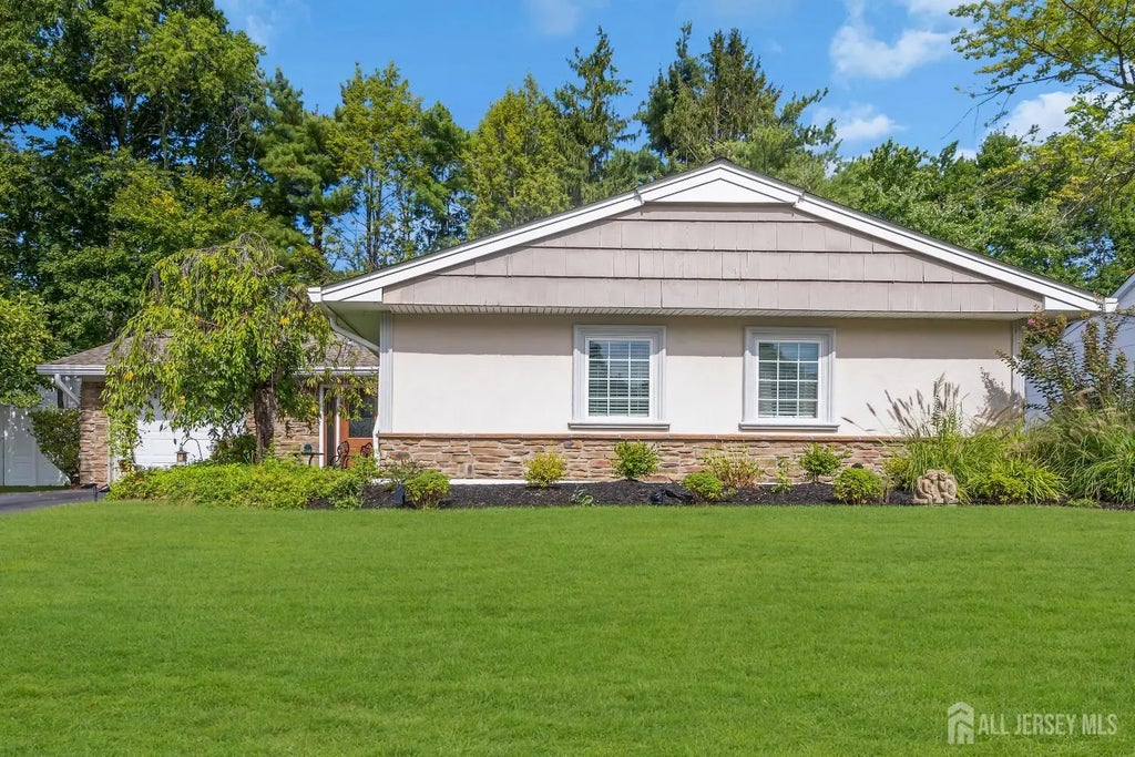 23 Carol Lane, Aberdeen