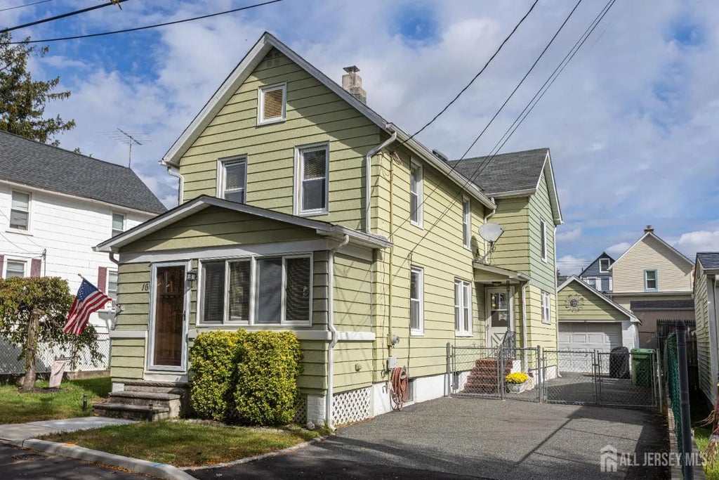 16 Albert Street, Sayreville