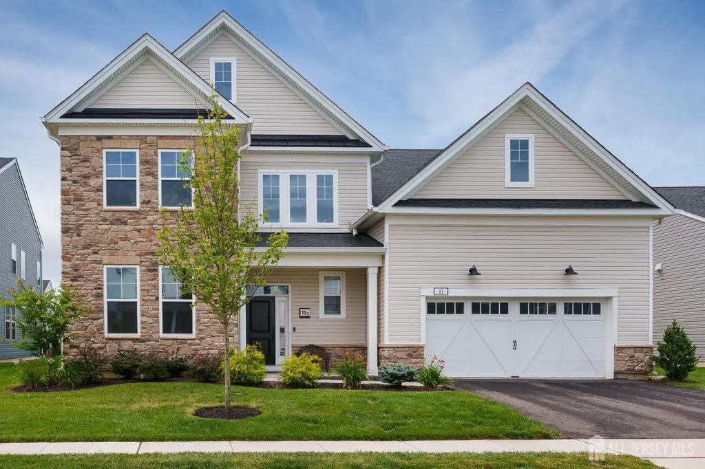 11 Cole Place, Middlesex