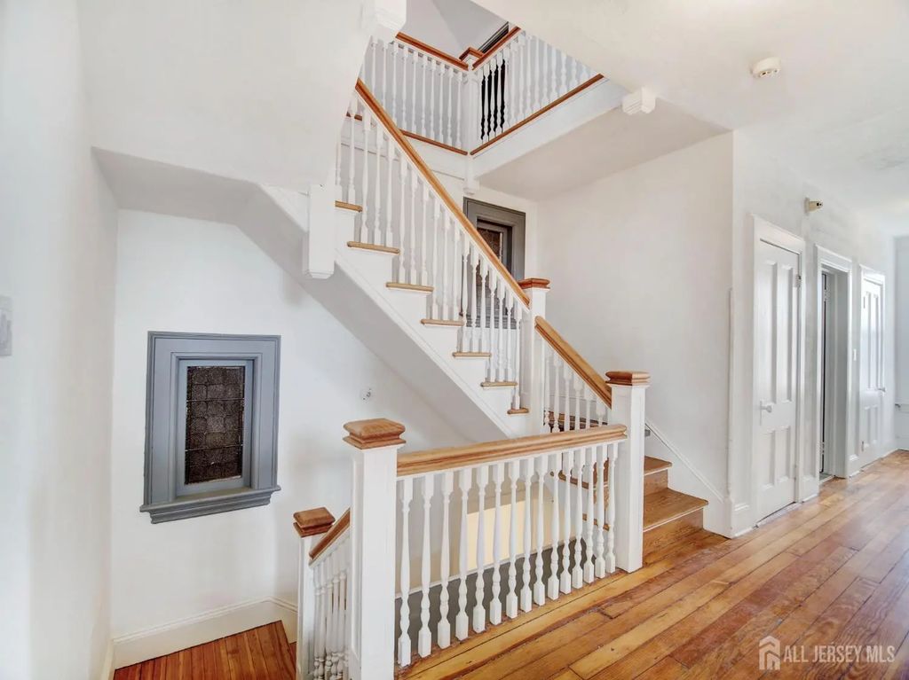 444 N Broad Street, Elizabeth
