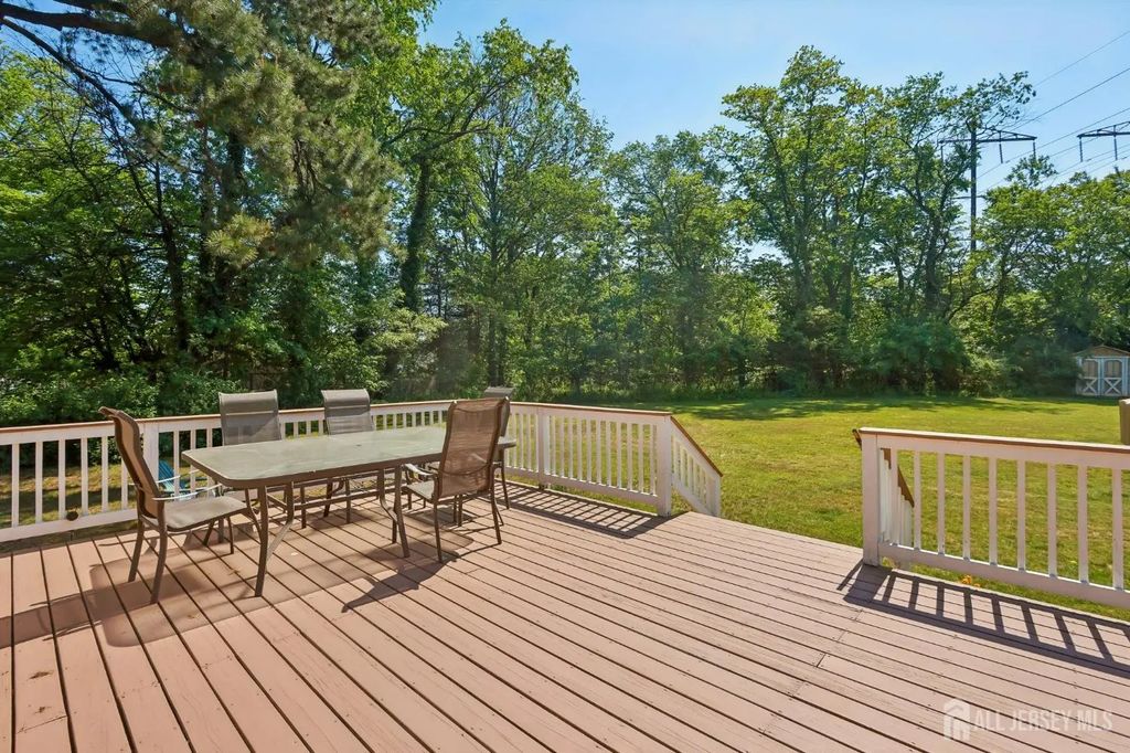 30 Rieder Road, Edison