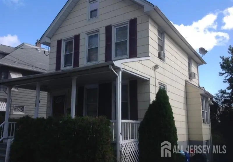 112 East Street, Bound Brook