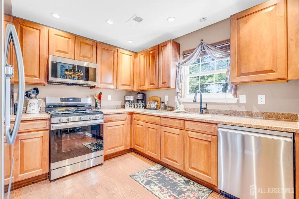 41 Capica Court, Old Bridge