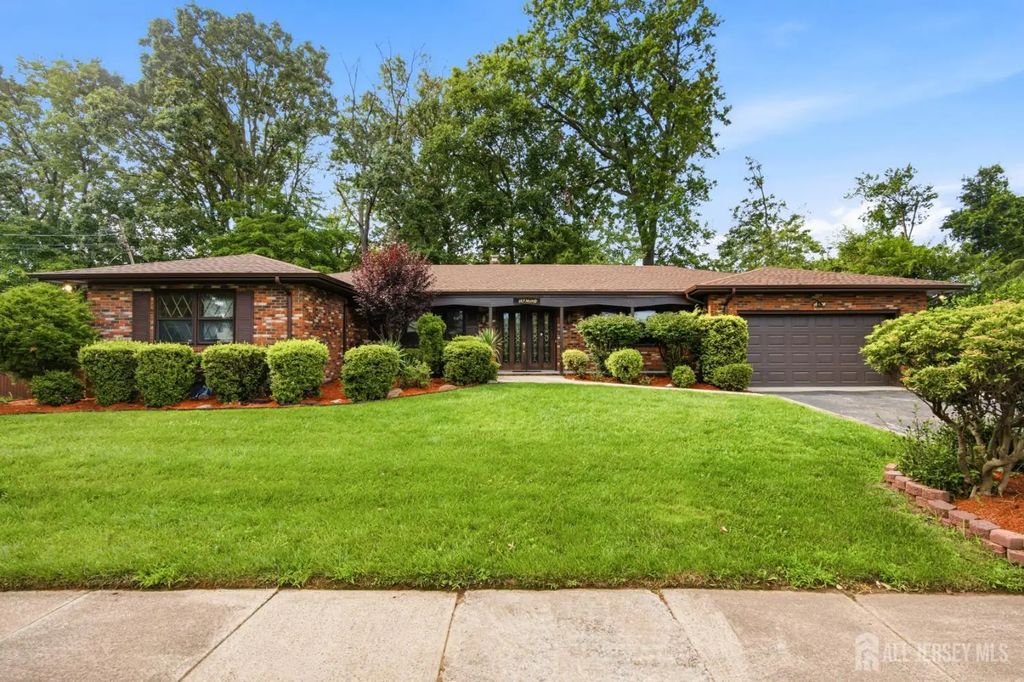 167 Mundy Avenue, Edison