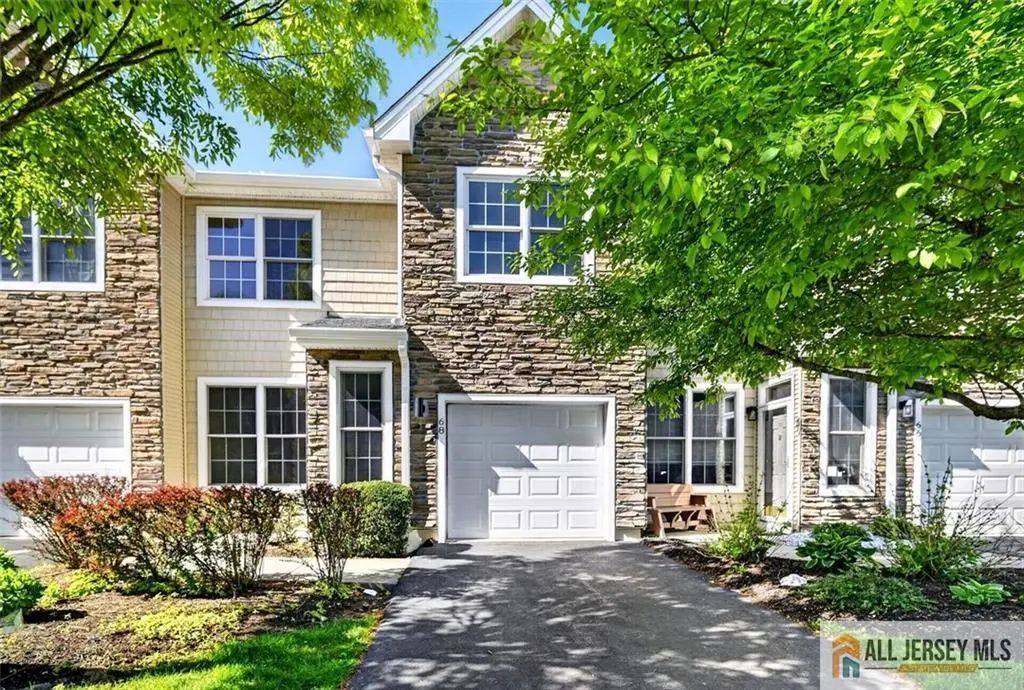 68 Osprey Drive, Old Bridge