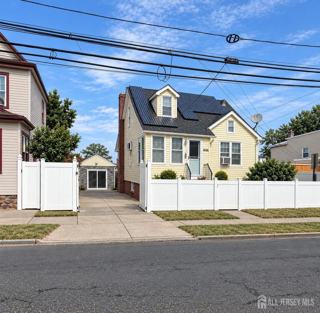 446 Bruck Avenue, Perth Amboy