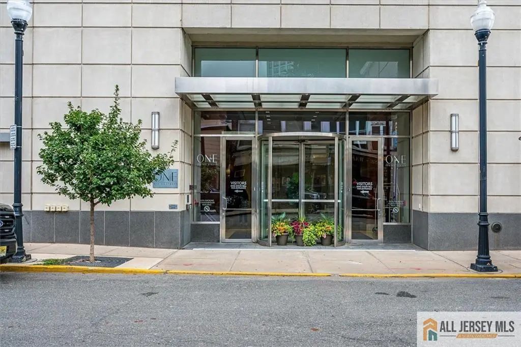 1 Spring Street, New Brunswick