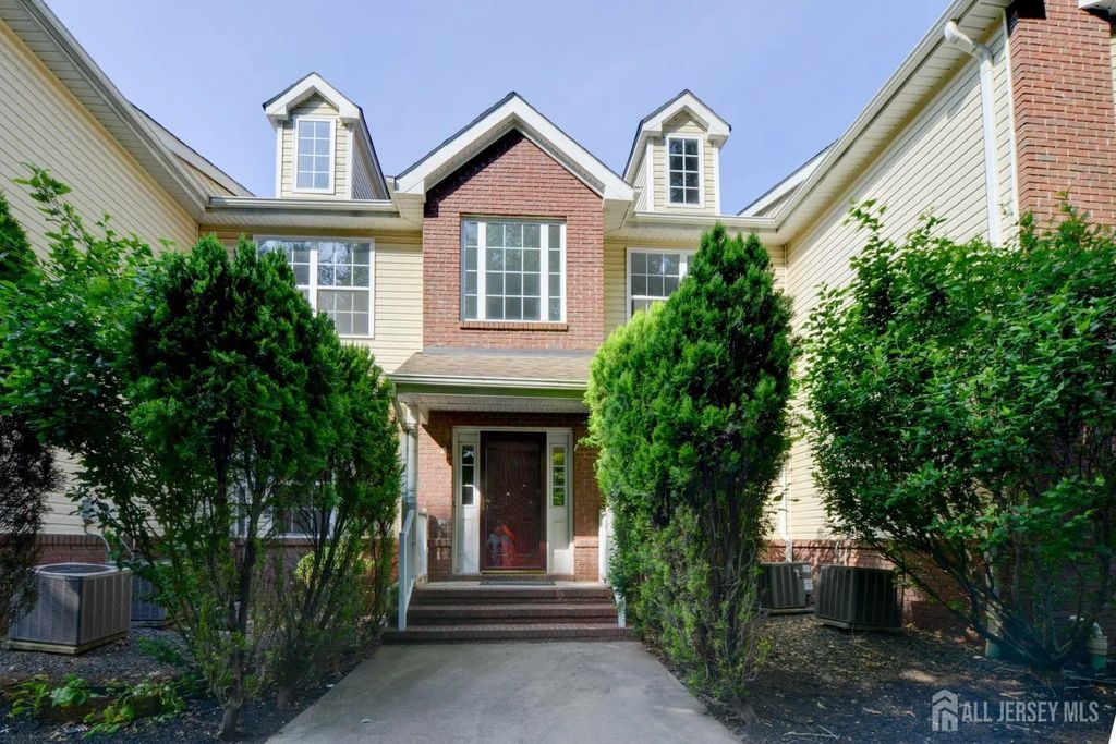 34 Forest Drive, Piscataway