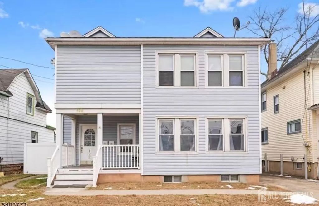 122 South Lincoln Avenue, Middlesex