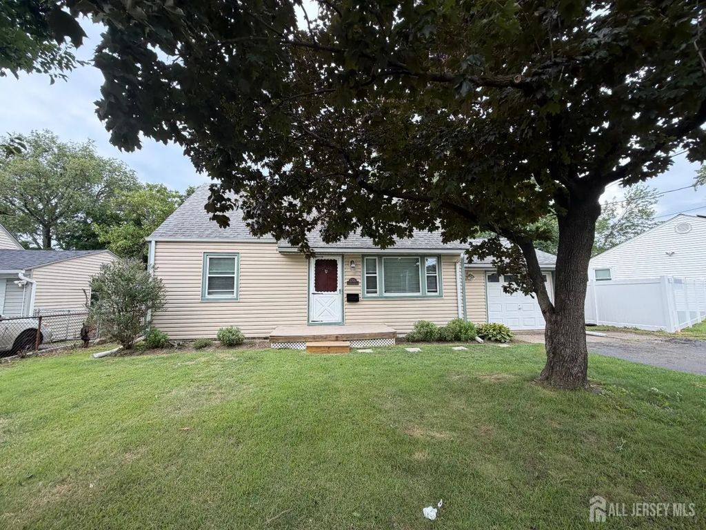 2705 Woodbridge Avenue, Edison