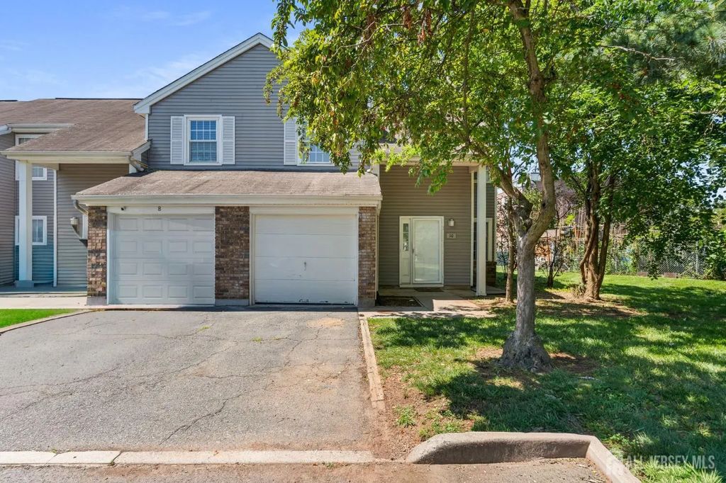 10 Starlight Court, New Brunswick