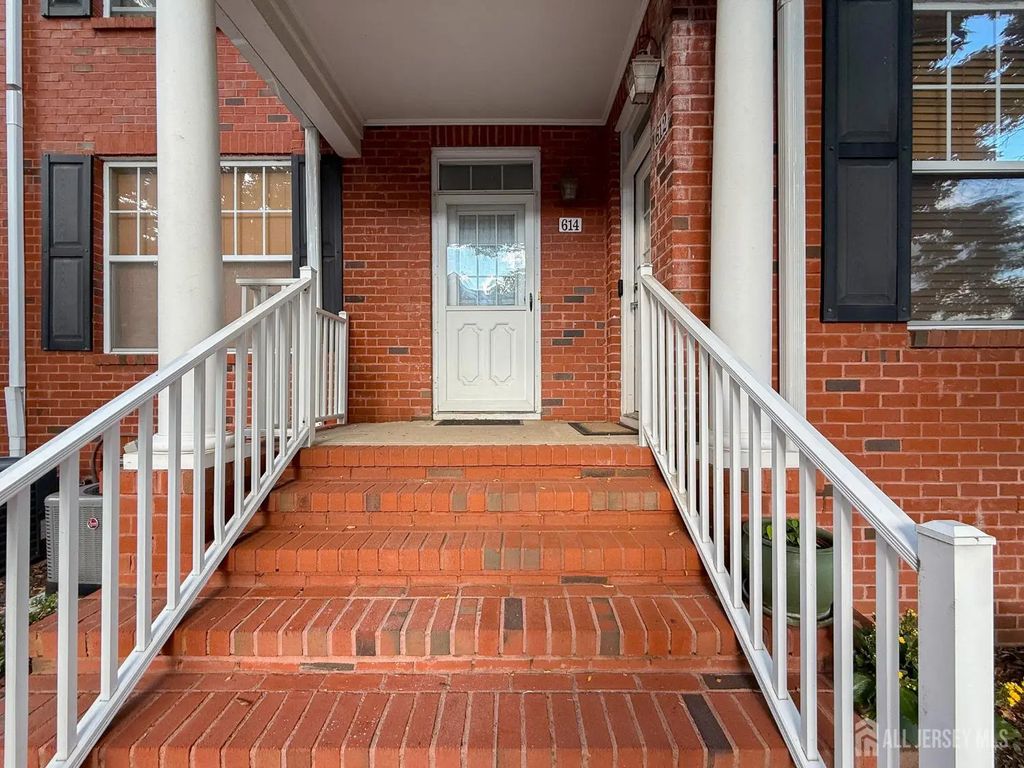 614 Middlesex Avenue, Metuchen