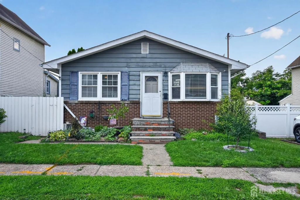 43 Northside Avenue, South River