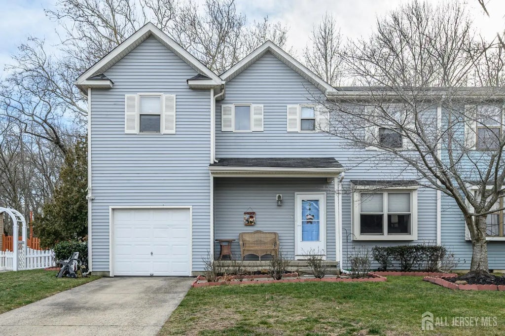 11 Brambling Lane, Voorhees