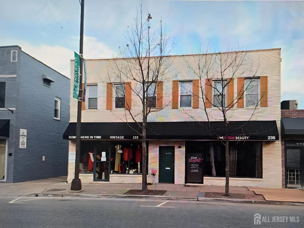 233 Raritan Avenue 1, Highland Park
