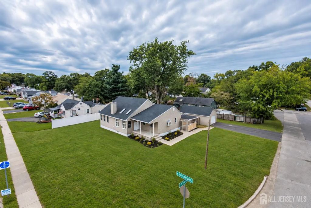 856 E Concourse, Aberdeen