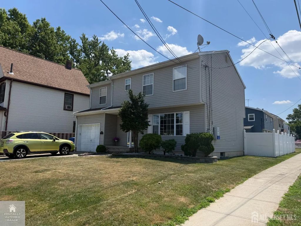 125 Homestead Avenue, Avenel