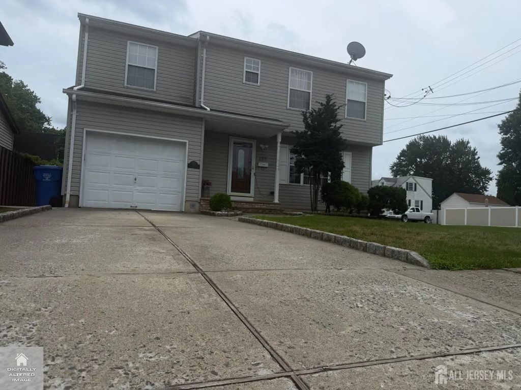 125 Homestead Avenue, Avenel