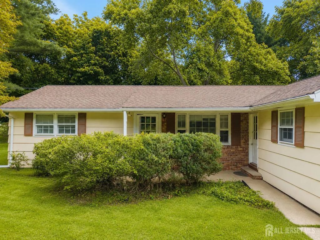 129 Cottrell Road, Old Bridge