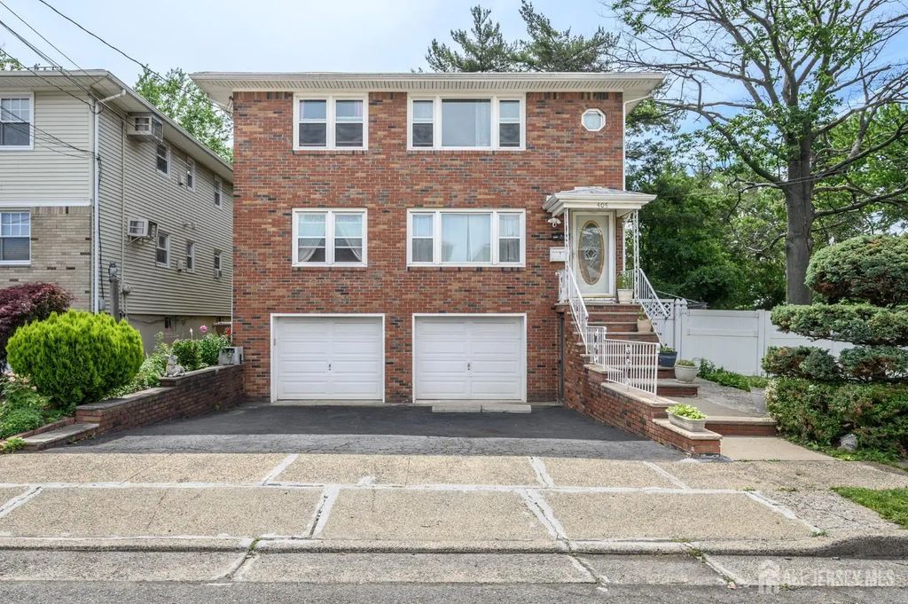 405 Kennedy Drive, Linden