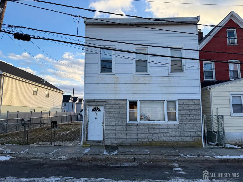 130 Union Street, Carteret