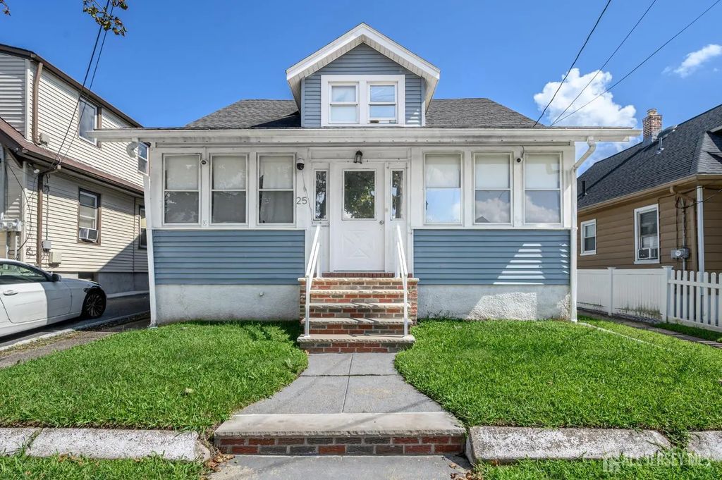 25 Comfort Place, Clifton