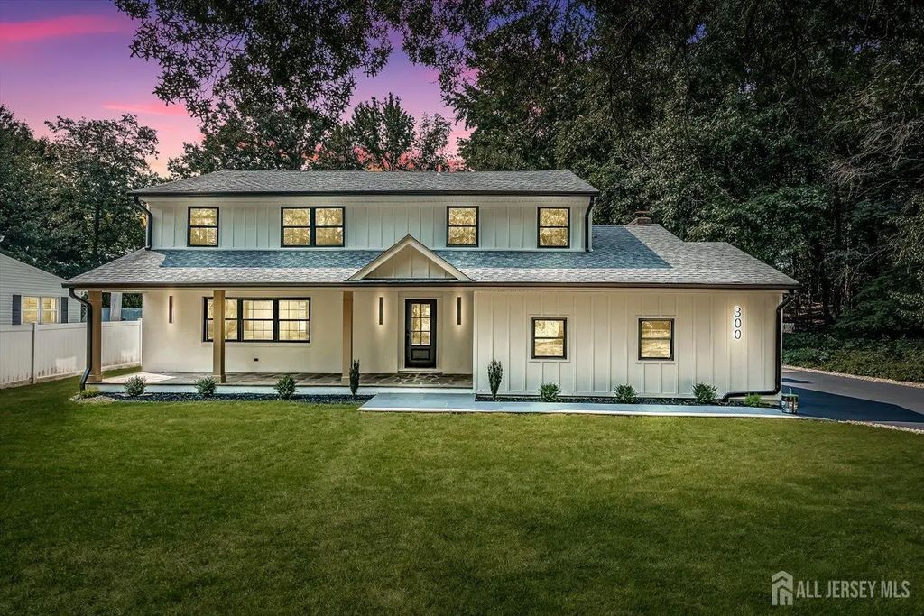 300 E Chestnut Avenue E, Metuchen
