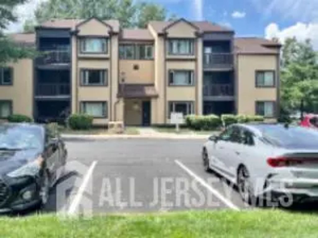 2217 Sayre Drive, Plainsboro