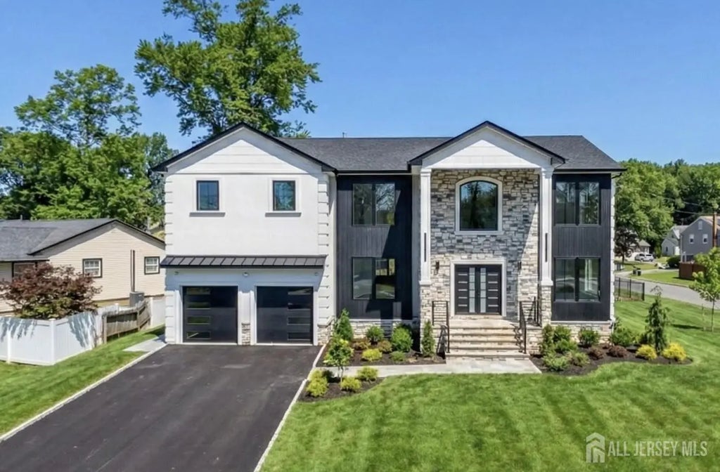 24 Norton Street, Edison