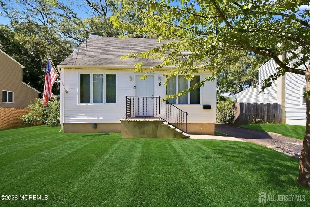 5 Rose Terrace, Hazlet