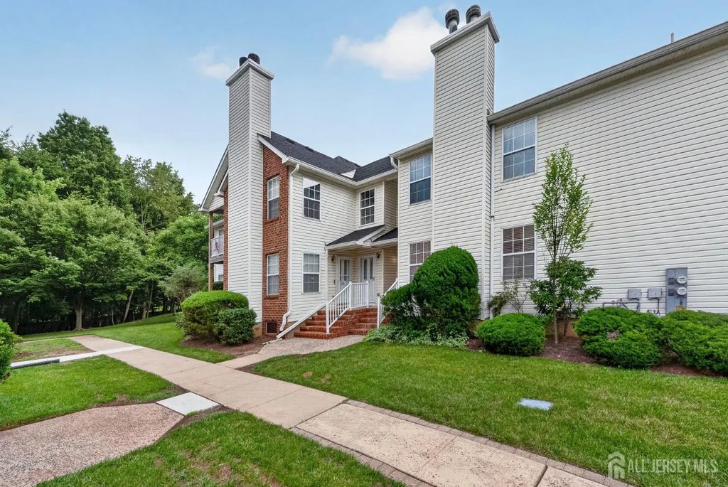 167 Vasser Drive, Piscataway