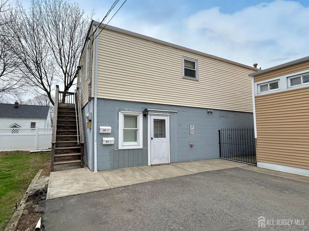 54 Loring Avenue, Edison