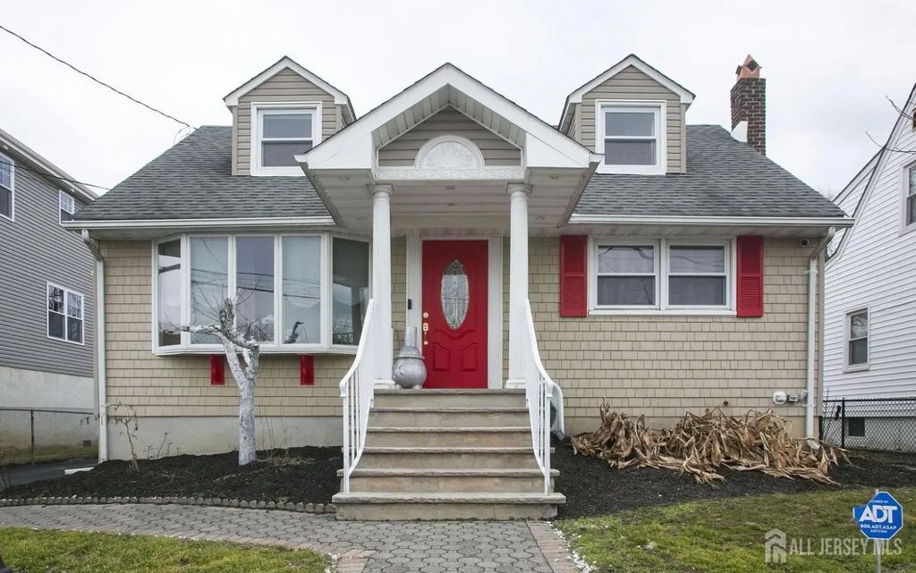 64 Waackaack Avenue, Keansburg