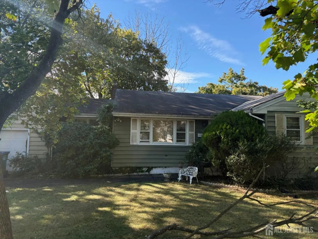 194 Washington Avenue, Edison