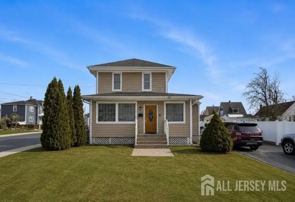 54 E Pennsylvania Avenue, Avenel