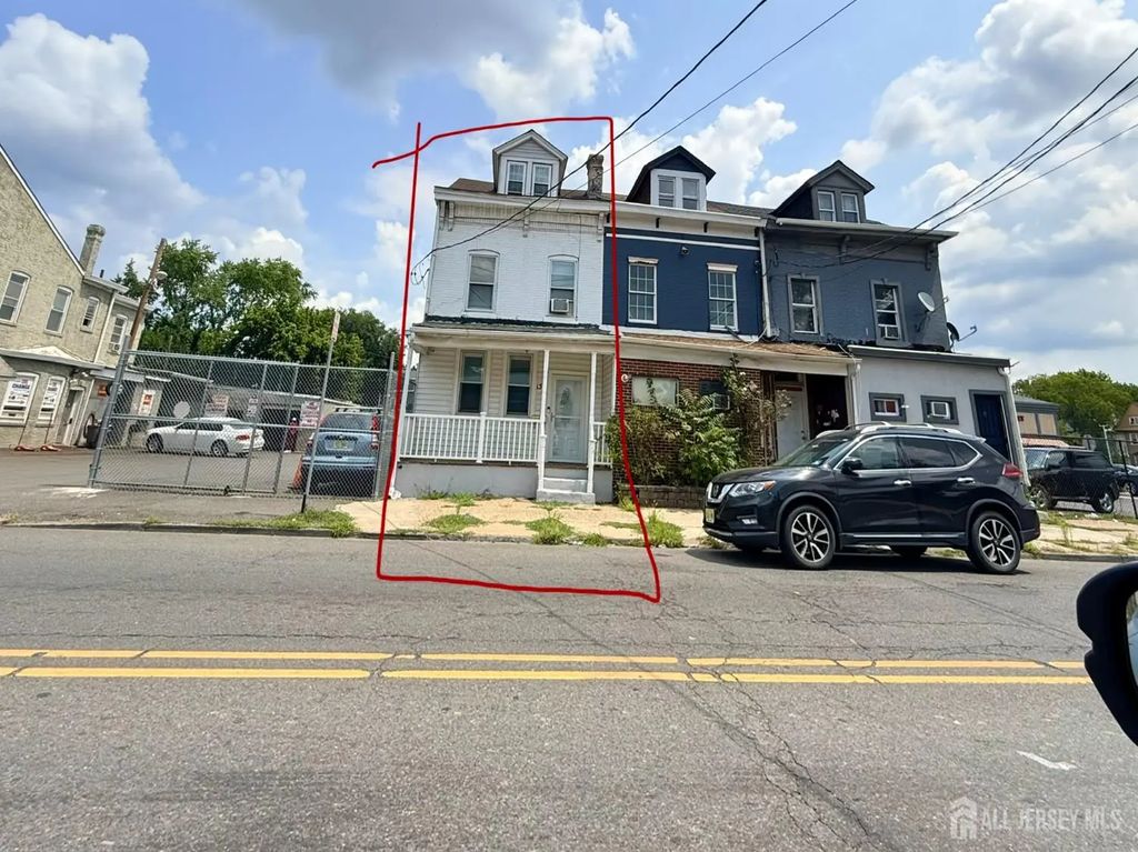 150 S Olden Avenue, Trenton