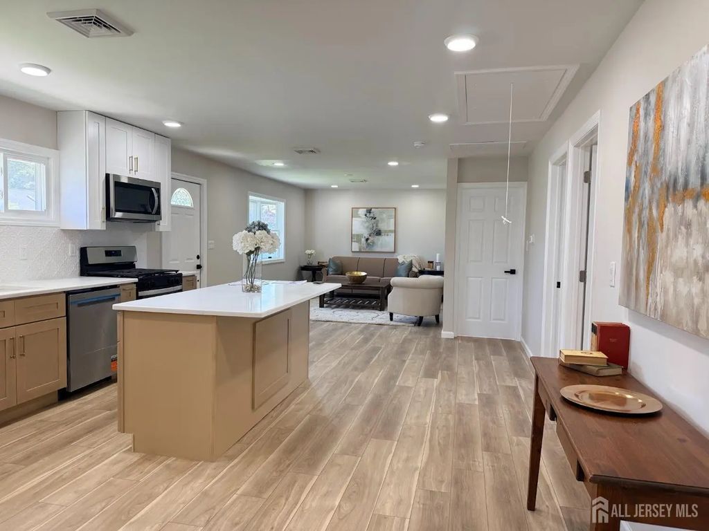 36 Charles Terrace, Piscataway