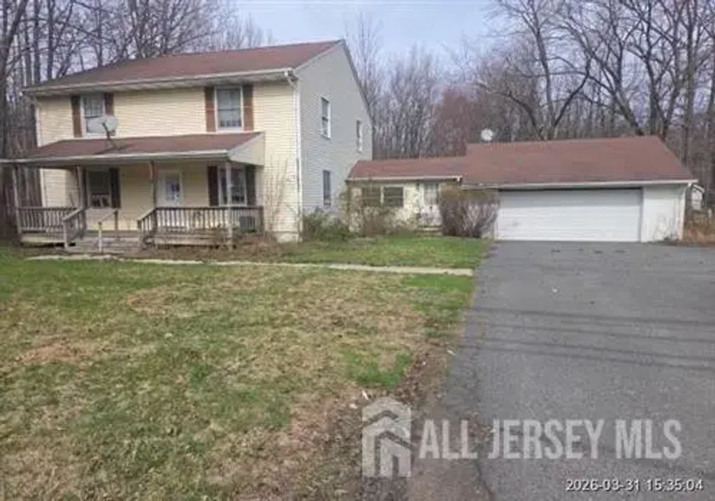 73 Dean Lane, South Brunswick