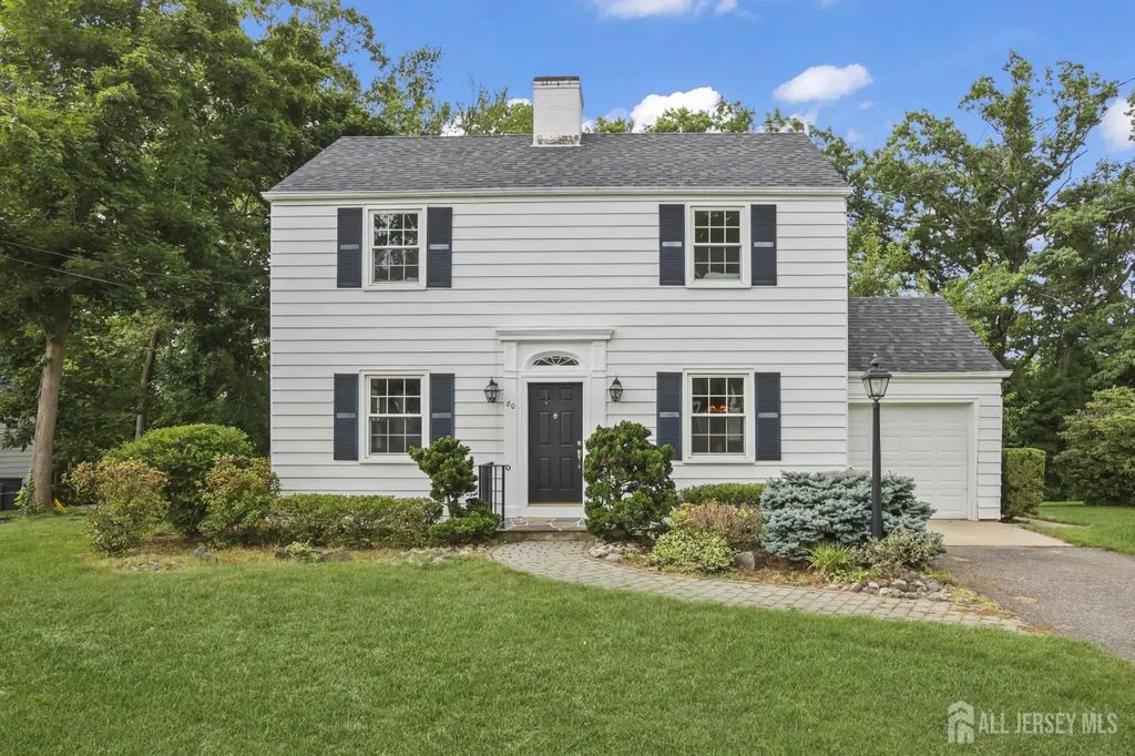 80 Chestnut Street, Milltown