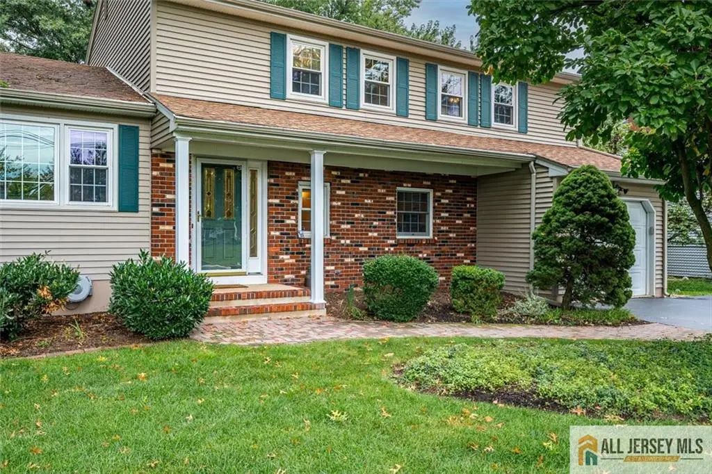 23 Oakey Drive, South Brunswick