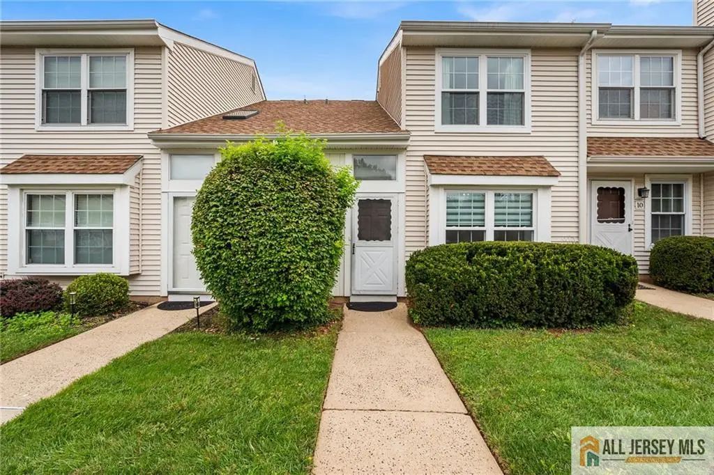 11 Canterbury Circle, Franklin