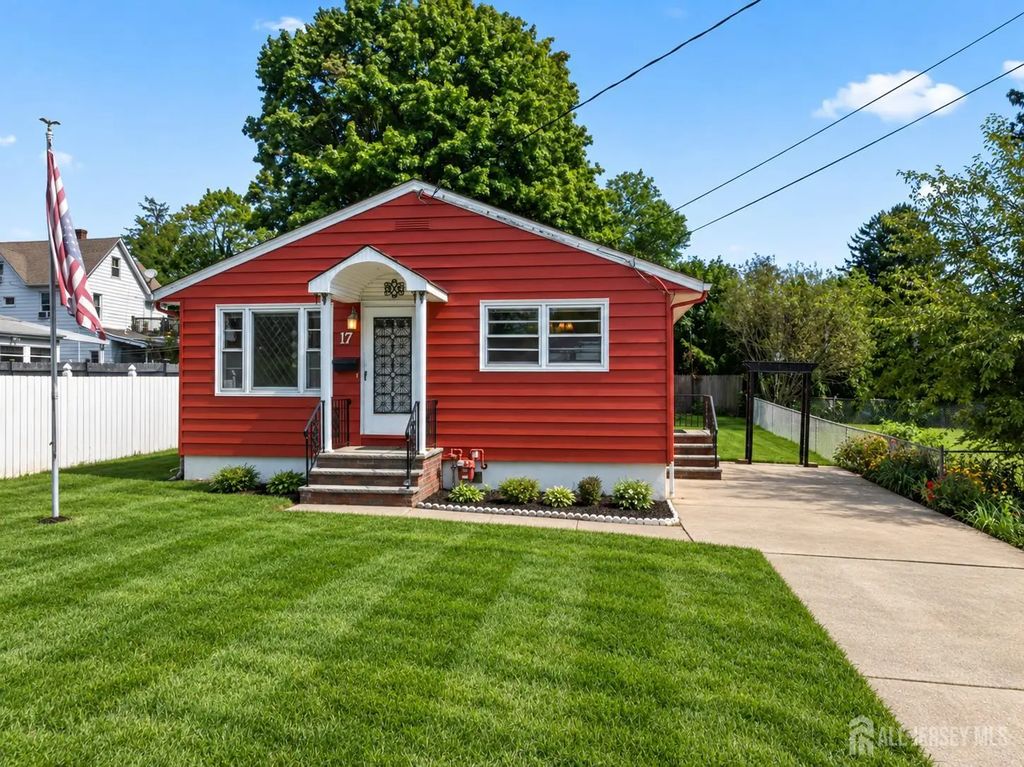 17 Petty Avenue, East Brunswick