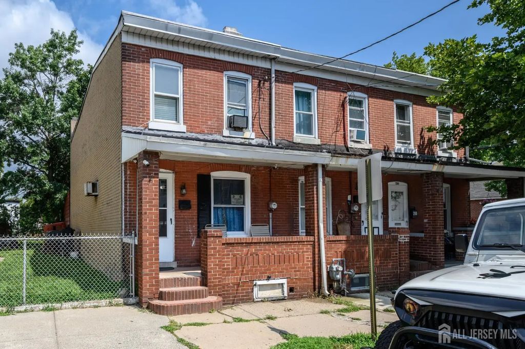 282 Ashmore Avenue, Trenton