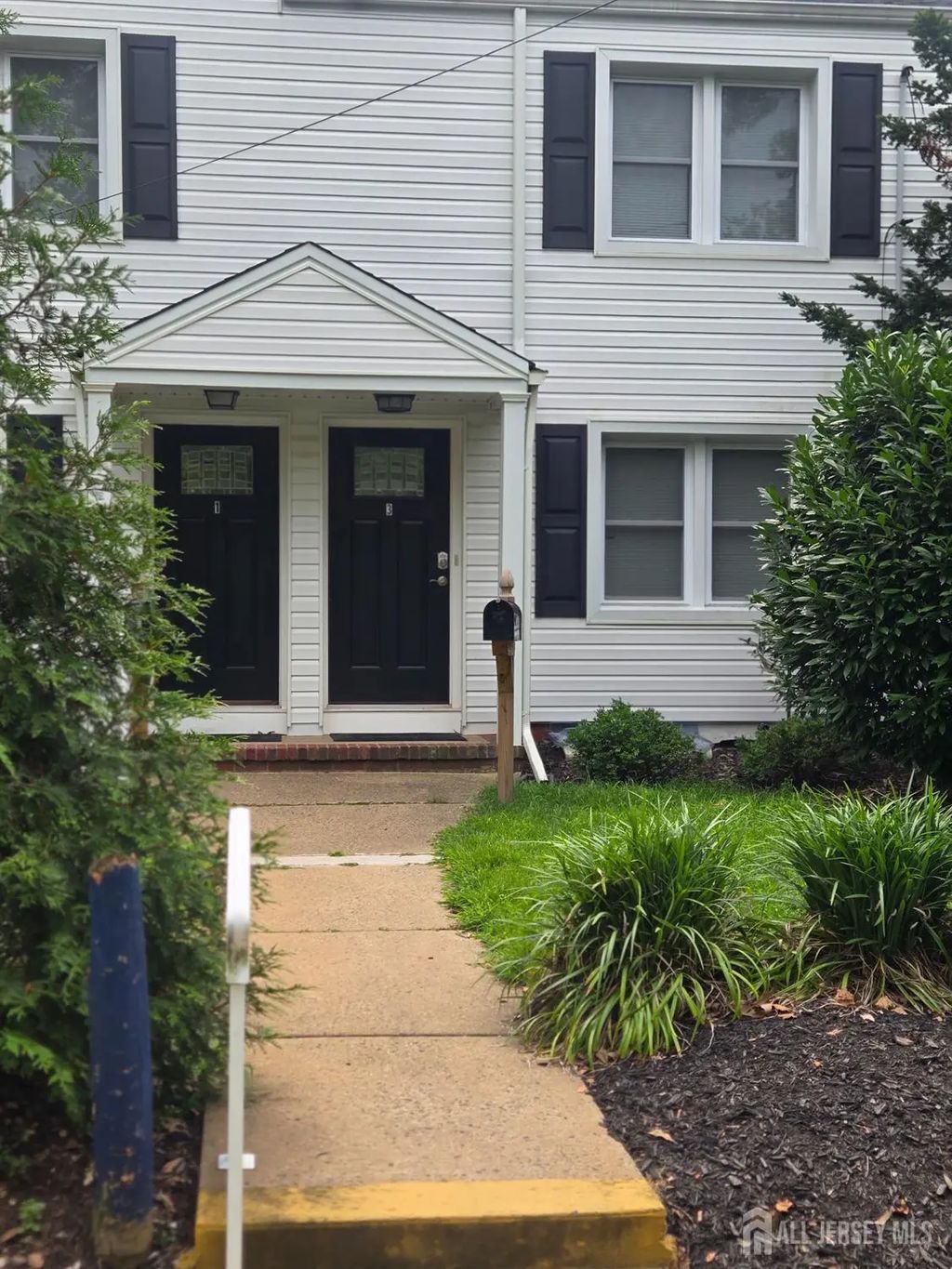3 Elm Court, Metuchen