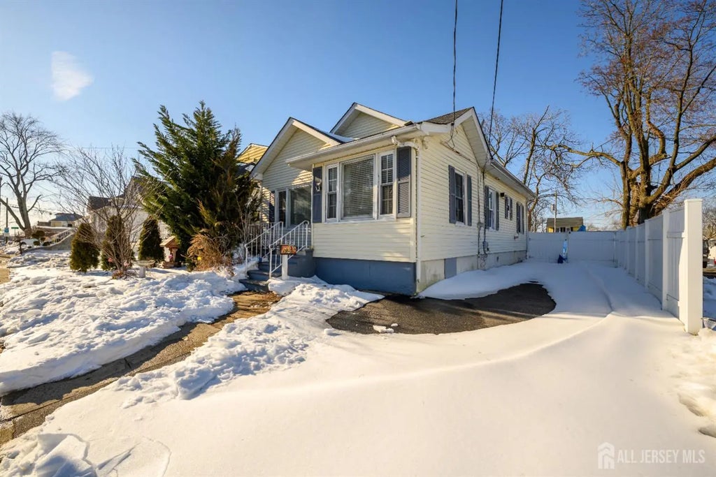 154 Lower Main Street, Matawan
